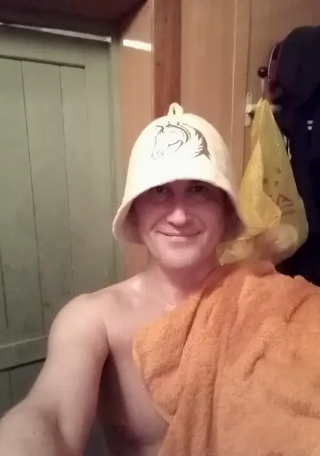 Я Афоня, 43, из Рыбинска, ищу знакомство для приятного времяпровождения