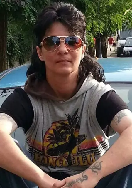 Ibolya из Лондона, мне 44, познакомлюсь