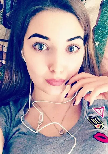 Лиана из Караганды, ищу на сайте общение