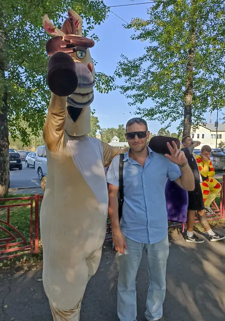 Роман из Братска, ищу на сайте знакомства на одну ночь