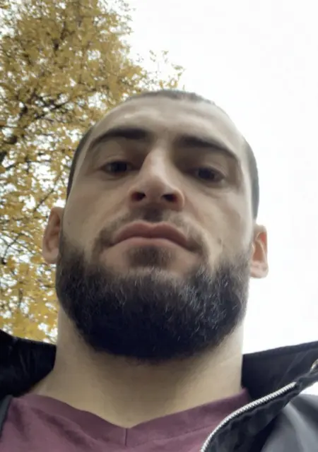Я Магомед, 34, знакомлюсь для вирта в Махачкале