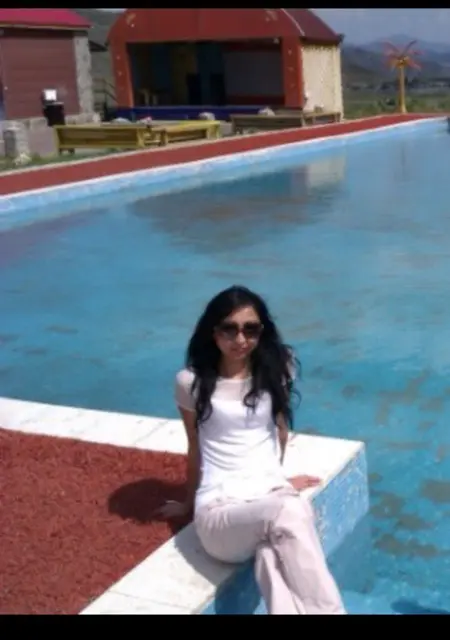 Я Zara, 46, знакомлюсь для постоянных отношений в Астане