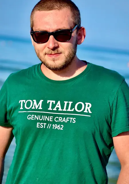 Игорь из Мытищ, мне 29, познакомлюсь для приятного времяпровождения