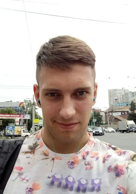 Святослав из Клина, мне 31, познакомлюсь для приятного времяпровождения