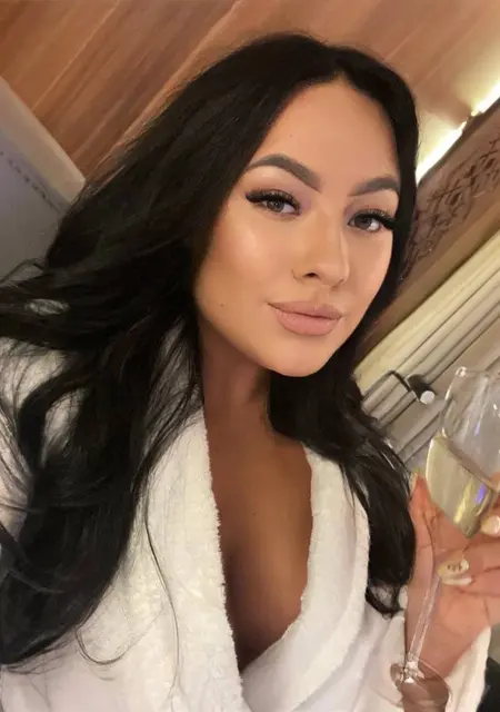 Элина из Москвы, ищу на сайте совместные путешествия