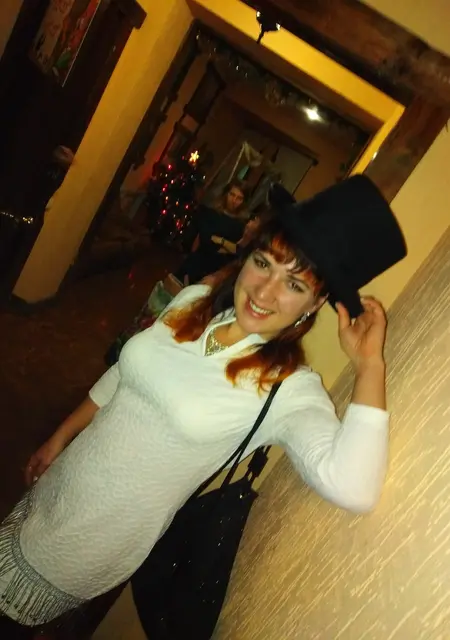 Я Кристина, 39, знакомлюсь для дружбы в Саратове