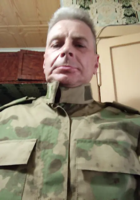 Я Дима, 51, из Москвы, ищу знакомство для приятного времяпровождения