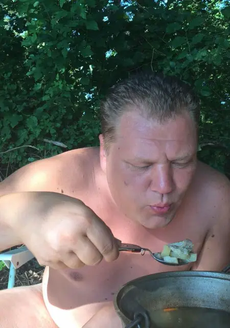 Юрий из Ангарска, мне 47, познакомлюсь для постоянных отношений