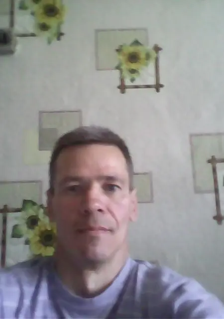 Я Олег, 49, знакомлюсь без обязательств в Кемерово