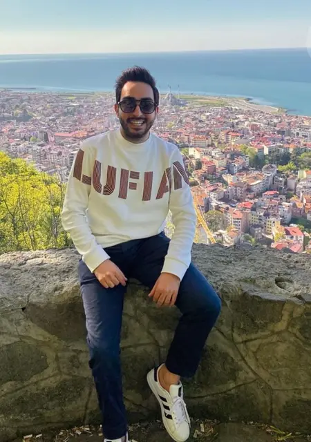 Yasar из Стамбула