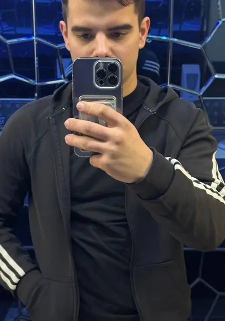 Слава из Великого Новгорода, ищу на сайте открытые отношения