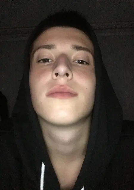 Я Феликс, 26, знакомлюсь без обязательств в Усолье-Сибирском