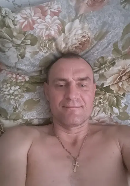 Алёша из Волгодонска, мне 44, познакомлюсь без обязательств