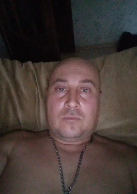 Я Виталий, 43, из Новошахтинска, ищу знакомства без обязательств