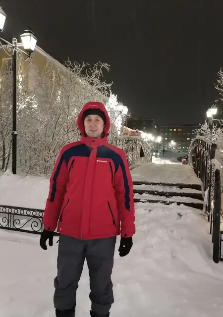 Алексей из Нового Уренгоя, мне 44, познакомлюсь без обязательств