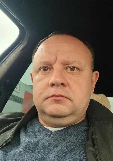 Игорь из Новороссийска, мне 46, познакомлюсь для приятного времяпровождения