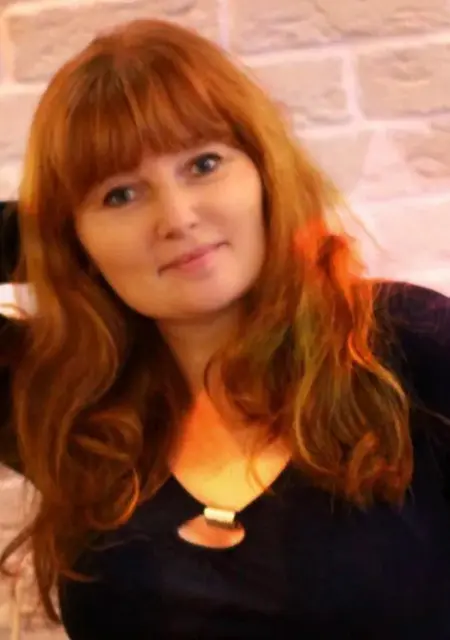 Я Вика, 43, из Санкт-Петербурга, ищу знакомство для постоянных отношений