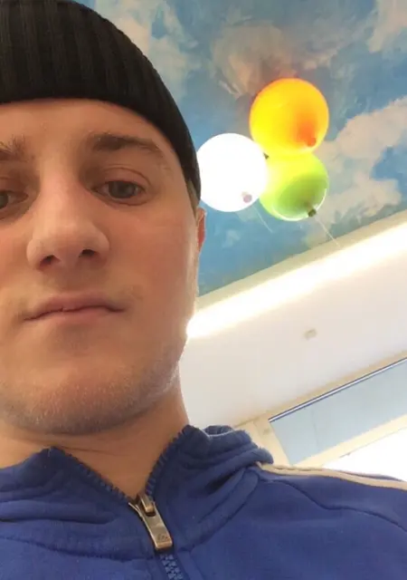 Я Andrei, 28, из Нижнего Тагила, ищу знакомства без обязательств