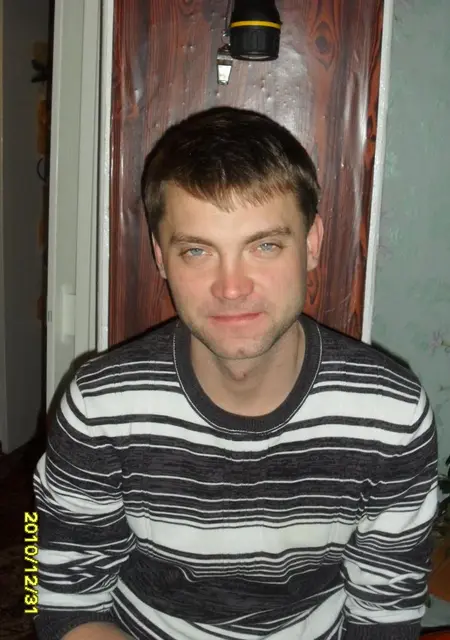 Я Роман, 43, из Нерюнгри, ищу знакомства на одну ночь