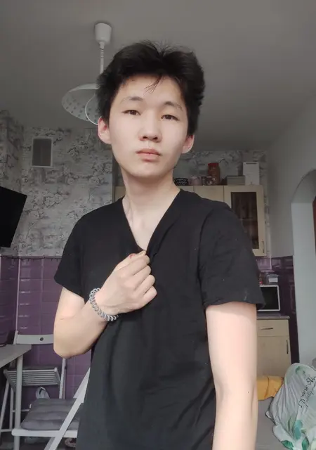 Я Лёша, 21, знакомлюсь для приятного времяпровождения в Мурино