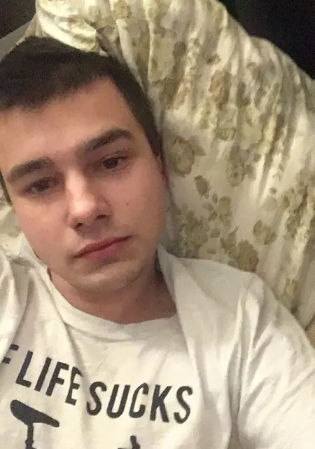 Лёша из Пушкина, мне 27, познакомлюсь на одну ночь