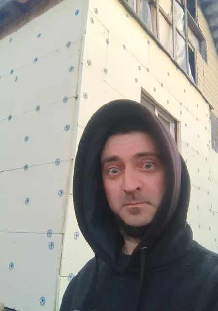 Александр из Новомосковска, мне 39, познакомлюсь на одну ночь