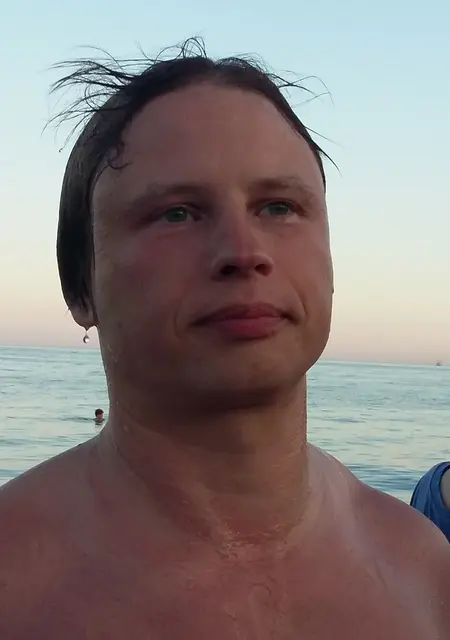 Андрей из Северодвинска, мне 45, познакомлюсь для вирта