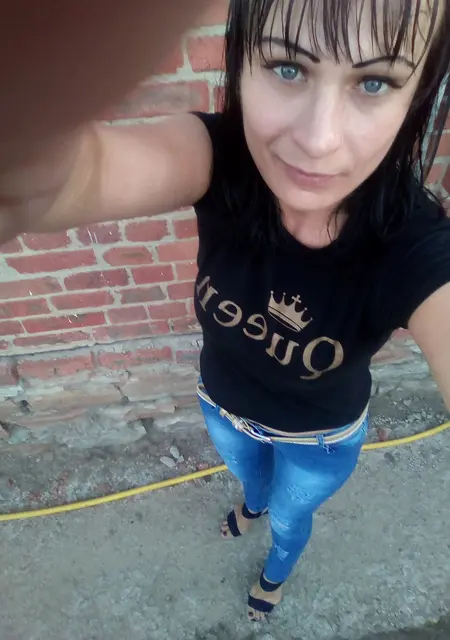 Я Анна, 37, из Миллерова, ищу знакомства на одну ночь