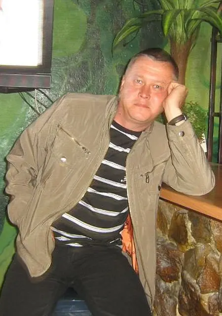 Ник из Кирова, мне 54, познакомлюсь на одну ночь