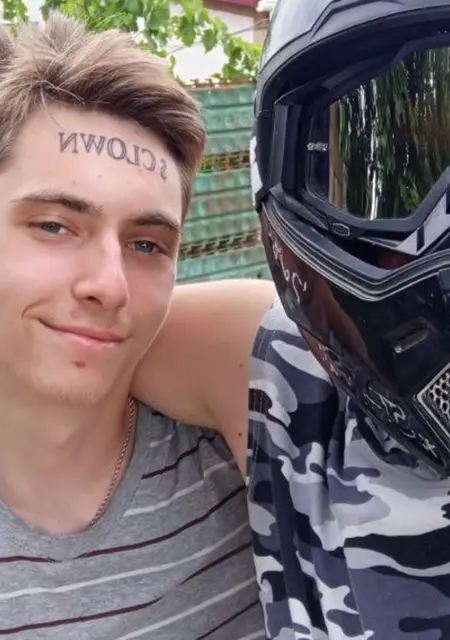 Demon из Феодосии, мне 23, познакомлюсь на одну ночь