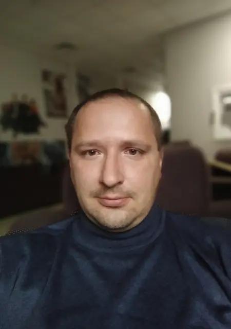 Андрей из Шахт, ищу на сайте знакомства на одну ночь