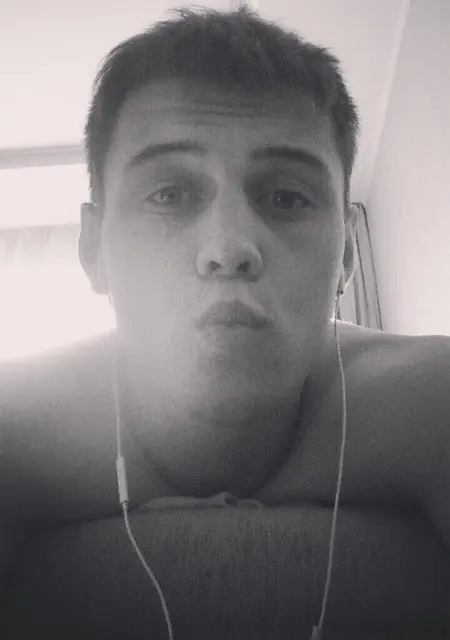 Макс из Анапы, ищу на сайте знакомства без обязательств