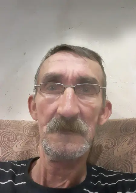 Владимир из Липецка, ищу на сайте знакомства на одну ночь