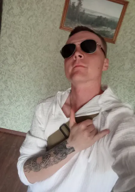 Марк из Новокуйбышевска, мне 25, познакомлюсь на одну ночь