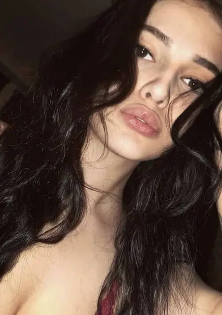 Аля из Оренбурга, мне 26, познакомлюсь для вирта