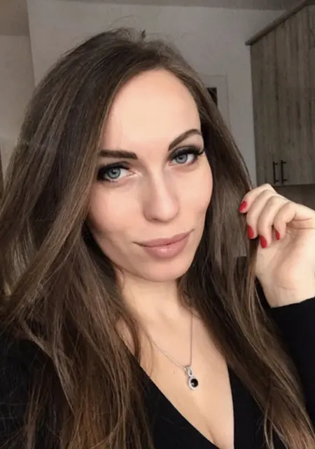 Я Ксения, 35, знакомлюсь для приятного времяпровождения в Иркутске