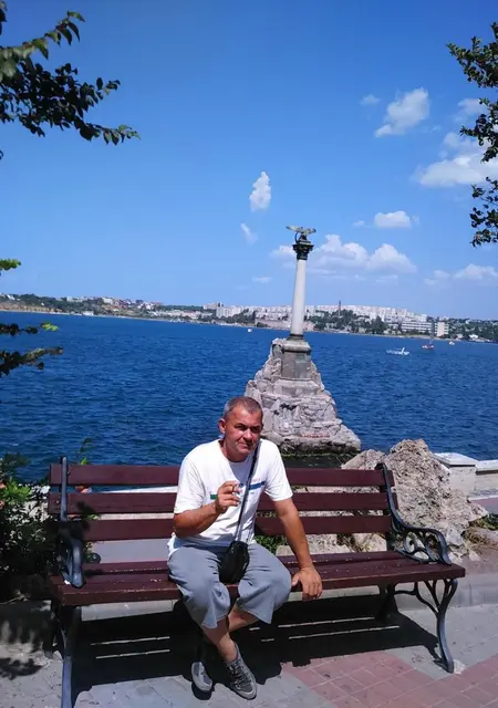 Я Konstantin, 61, из Кирова, ищу знакомства на одну ночь