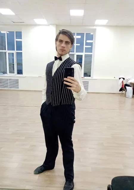 Саша из Иванова, ищу на сайте постоянные отношения