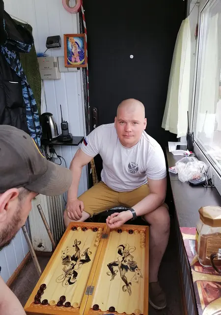 Anton из Электростали, ищу на сайте знакомства на одну ночь