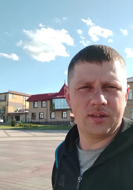 Антон из Валуек, ищу на сайте знакомства на одну ночь